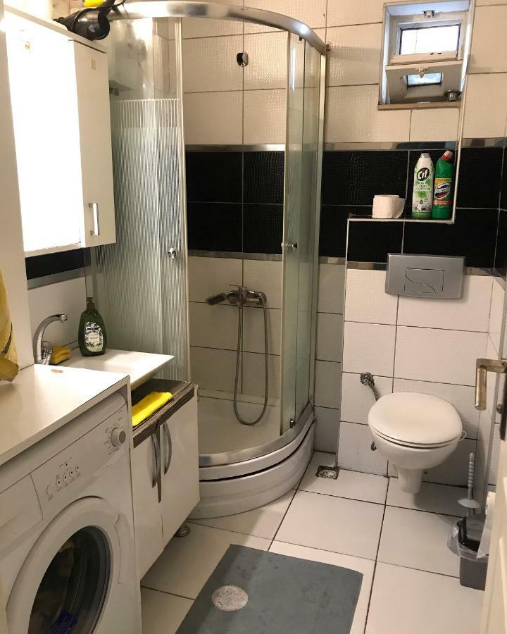 Muratpasa Isiklar Caddesi Kaleici Yakini 2+1 Full Daire & Wifi Antalya